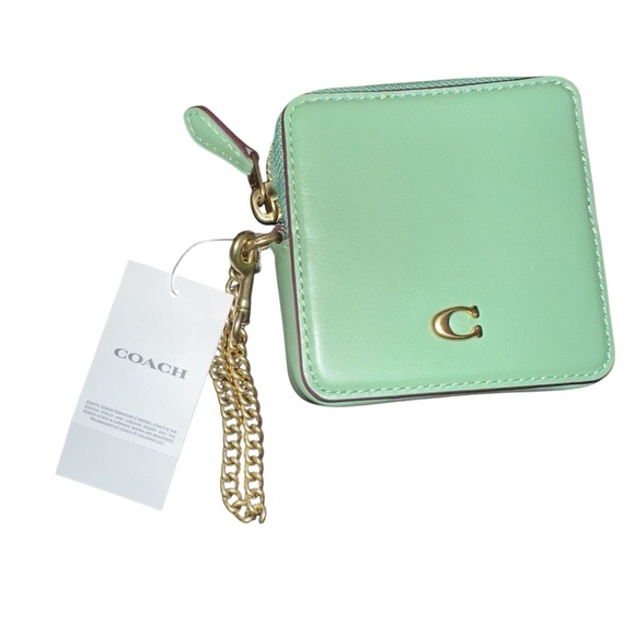 Coach Green Wristlet with Gold Chain - Picture 2 of 4